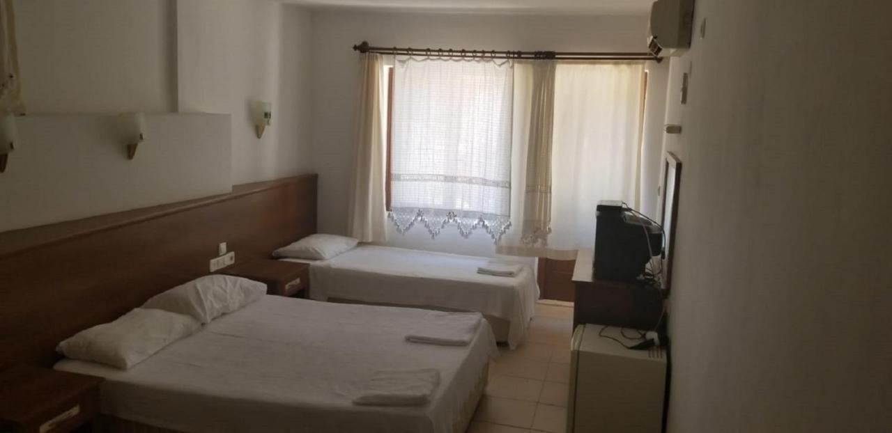 Poseidon Hotel סייד מראה חיצוני תמונה